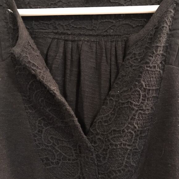 Lucky Brand Womens Top Size M Medium Black Lightweight Lace Inset Long Sleeve - Picture 3 of 7